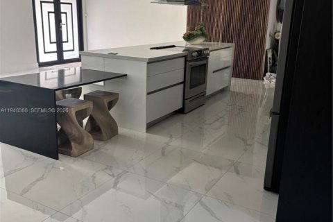 Villa ou maison à louer à Plantation, Floride: 4 chambres, 202.16 m2 № 2007458 - photo 6