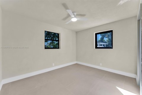 Casa en venta en Lauderhill, Florida, 4 dormitorios № 1951512 - foto 26