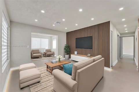 Casa en venta en Lauderhill, Florida, 4 dormitorios № 1951512 - foto 13