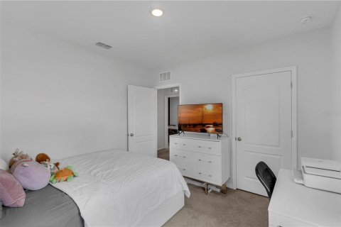 House in Davenport, Florida 5 bedrooms, 234.3 sq.m. № 1828048 - photo 26