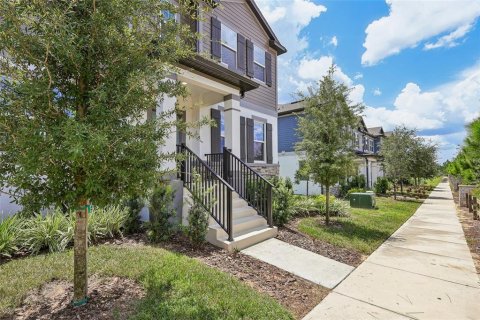 Adosado en venta en Winter Garden, Florida, 3 dormitorios, 170.48 m2 № 2310644 - foto 2
