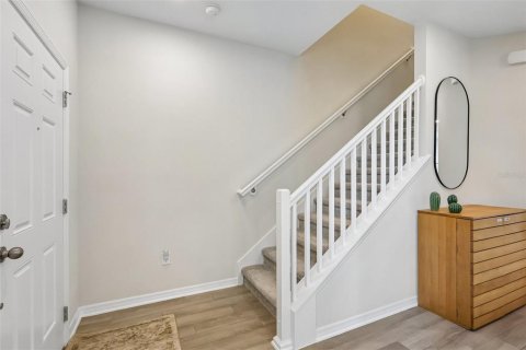 Adosado en venta en Winter Garden, Florida, 3 dormitorios, 170.48 m2 № 2310644 - foto 5
