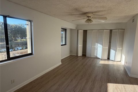 Touwnhouse à louer à Sunrise, Floride: 3 chambres, 140.1 m2 № 2042251 - photo 20