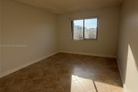 Touwnhouse à louer à Sunrise, Floride: 3 chambres, 140.1 m2 № 2042251 - photo 9