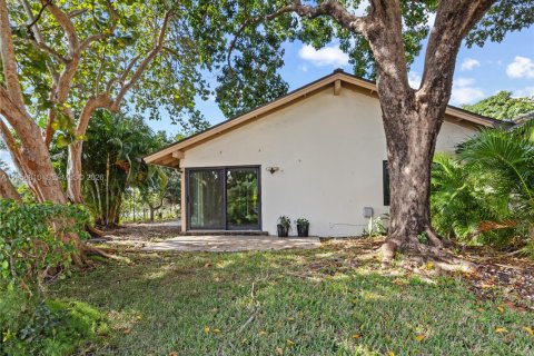 Condominio en venta en Lauderhill, Florida, 2 dormitorios, 121.14 m2 № 2011789 - foto 18