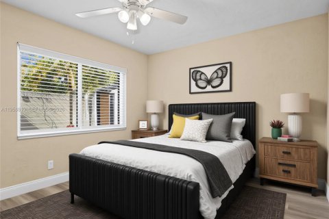 Condominio en venta en Lauderhill, Florida, 2 dormitorios, 121.14 m2 № 2011789 - foto 3