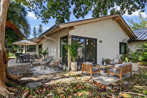 Condominio en venta en Lauderhill, Florida, 2 dormitorios, 121.14 m2 № 2011789 - foto 6