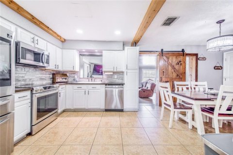 Casa en venta en Frostproof, Florida, 4 dormitorios, 149.2 m2 № 1725786 - foto 13