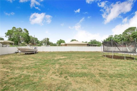 Casa en venta en Frostproof, Florida, 4 dormitorios, 149.2 m2 № 1725786 - foto 24