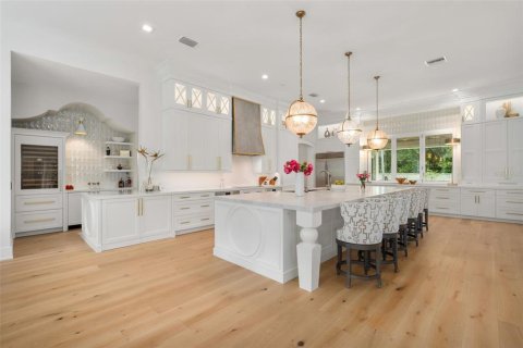Villa ou maison à vendre à Gainesville, Floride: 6 chambres, 647.81 m2 № 1918365 - photo 5