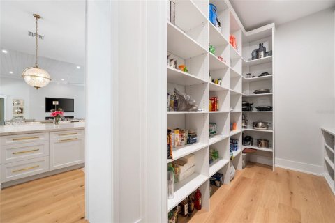 Villa ou maison à vendre à Gainesville, Floride: 6 chambres, 647.81 m2 № 1918365 - photo 8