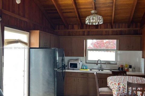 House in Miami, Florida 1 bedroom, 55.74 sq.m. № 2067567 - photo 4