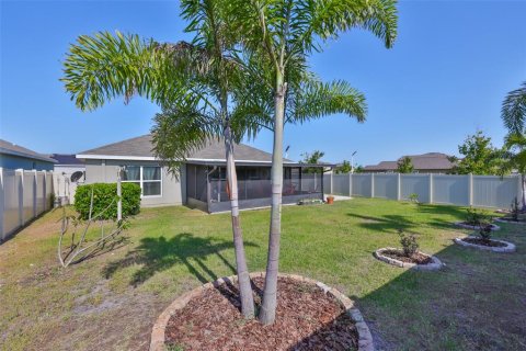 House in Wimauma, Florida 3 bedrooms, 155.7 sq.m. № 1674008 - photo 22