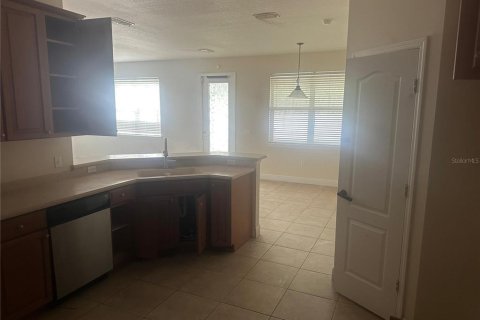 Villa ou maison à vendre à Kissimmee, Floride: 5 chambres, 289.11 m2 № 2113341 - photo 9