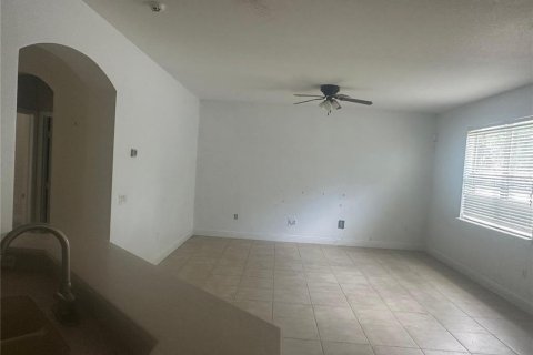 Villa ou maison à vendre à Kissimmee, Floride: 5 chambres, 289.11 m2 № 2113341 - photo 23
