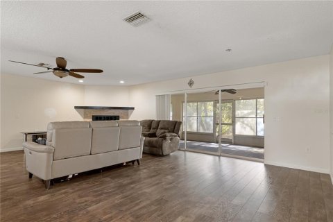 Villa ou maison à vendre à Homosassa, Floride: 3 chambres, 185.8 m2 № 2411582 - photo 10