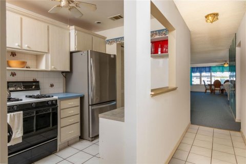 Copropriété à vendre à Gulfport, Floride: 1 chambre, 98.48 m2 № 1568715 - photo 3