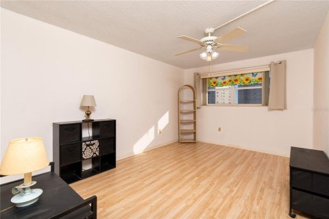 Copropriété à vendre à Gulfport, Floride: 1 chambre, 98.48 m2 № 1568715 - photo 16