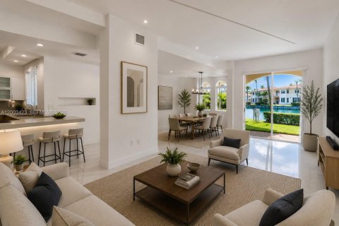 House in Aventura, Florida 3 bedrooms, 216.46 sq.m. № 2169046 - photo 10