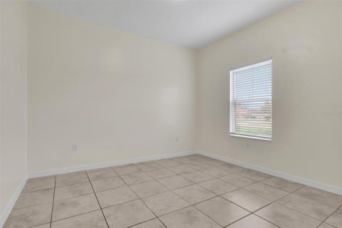 House in Punta Gorda, Florida 3 bedrooms, 195.37 sq.m. № 2296699 - photo 17