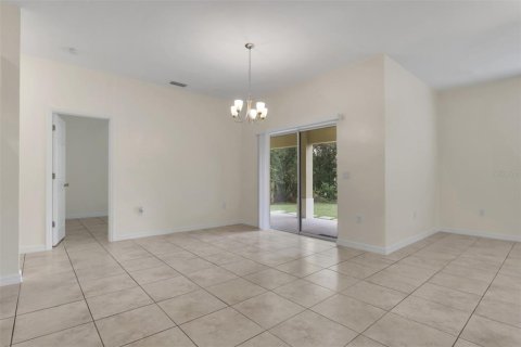 House in Punta Gorda, Florida 3 bedrooms, 195.37 sq.m. № 2296699 - photo 11