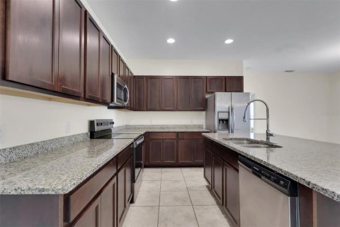 House in Punta Gorda, Florida 3 bedrooms, 195.37 sq.m. № 2296699 - photo 8