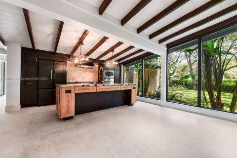 Снять в аренду виллу или дом в Пайнкрест, Флорида 3 спальни, 255.11м2, № 1956782 - фото 6