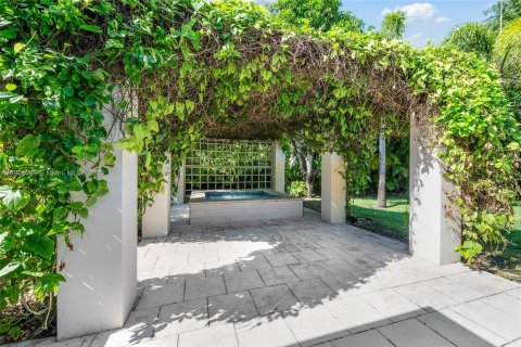 Снять в аренду виллу или дом в Пайнкрест, Флорида 3 спальни, 255.11м2, № 1956782 - фото 23