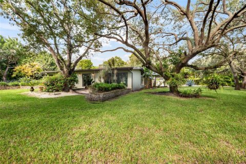 Снять в аренду виллу или дом в Пайнкрест, Флорида 3 спальни, 255.11м2, № 1956782 - фото 24