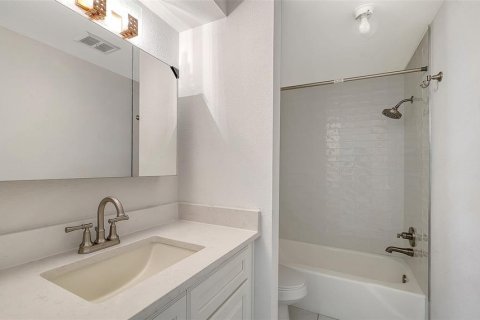 Copropriété à vendre à Longboat Key, Floride: 2 chambres, 123.19 m2 № 2406526 - photo 30