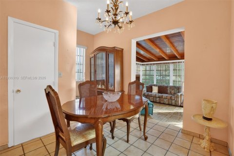 Купить виллу или дом в Майами, Флорида 2 спальни, 79.43м2, № 1998413 - фото 7