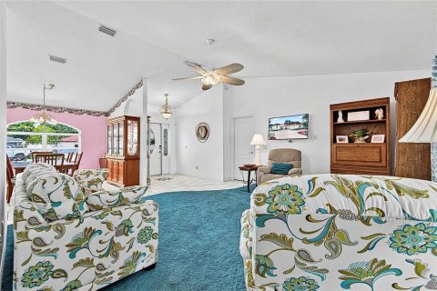 Villa ou maison à vendre à Palm Coast, Floride: 3 chambres, 176.98 m2 № 2337314 - photo 12