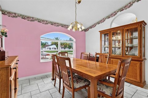 Villa ou maison à vendre à Palm Coast, Floride: 3 chambres, 176.98 m2 № 2337314 - photo 17