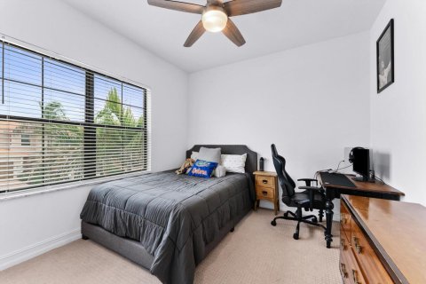 Townhouse in Boca Raton, Florida 3 bedrooms, 187.66 sq.m. № 2185576 - photo 28