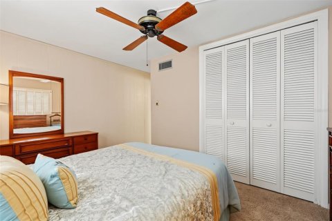 Villa ou maison à vendre à Largo, Floride: 3 chambres, 162.86 m2 № 2313266 - photo 21
