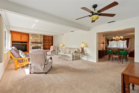 Villa ou maison à vendre à Largo, Floride: 3 chambres, 162.86 m2 № 2313266 - photo 16