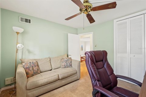 Villa ou maison à vendre à Largo, Floride: 3 chambres, 162.86 m2 № 2313266 - photo 24