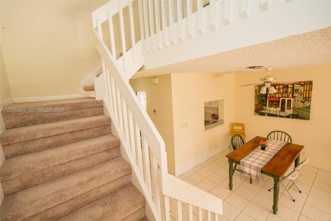 Adosado en venta en Lauderhill, Florida, 2 dormitorios, 113.71 m2 № 2090180 - foto 28