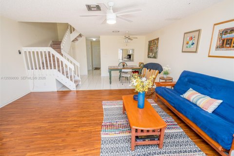 Adosado en venta en Lauderhill, Florida, 2 dormitorios, 113.71 m2 № 2090180 - foto 29