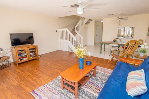 Adosado en venta en Lauderhill, Florida, 2 dormitorios, 113.71 m2 № 2090180 - foto 30