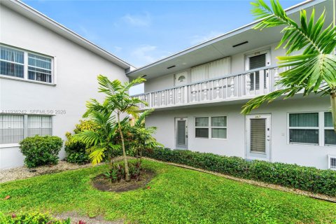 Condominio en venta en West Palm Beach, Florida, 2 dormitorios, 74.14 m2 № 2078812 - foto 25