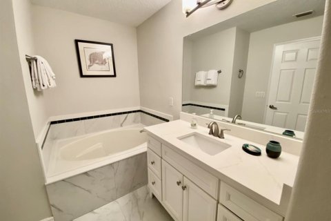 Adosado en venta en Four Corners, Florida, 3 dormitorios, 144.28 m2 № 1405564 - foto 20