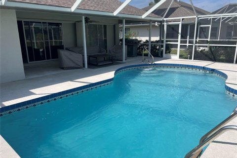 House in Rotonda, Florida 3 bedrooms, 166.85 sq.m. № 1751753 - photo 4