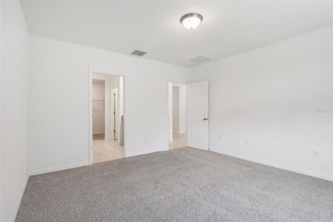 House in Leesburg, Florida 4 bedrooms, 170.94 sq.m. № 1554000 - photo 25