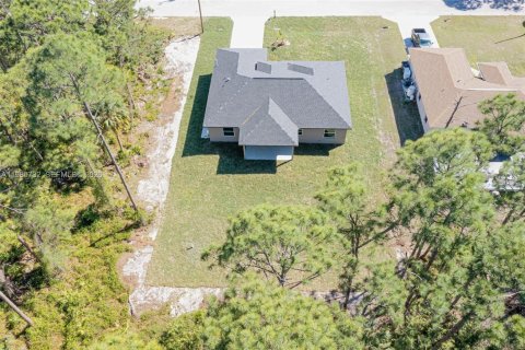 Casa en venta en Lehigh Acres, Florida, 3 dormitorios, 151.62 m2 № 2051716 - foto 25