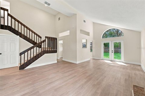 Villa ou maison à vendre à Apopka, Floride: 4 chambres, 195.75 m2 № 2400946 - photo 9