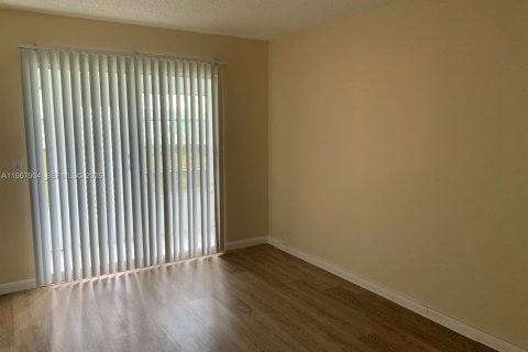 Copropriété à vendre à Boca Raton, Floride: 2 chambres, 76.09 m2 № 2029181 - photo 7