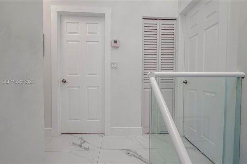 Villa ou maison à vendre à Aventura, Floride: 3 chambres, 160.07 m2 № 1998458 - photo 21