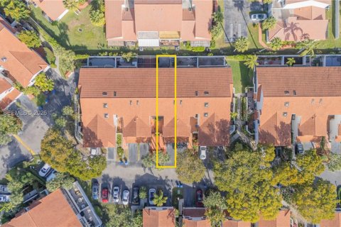 Villa ou maison à vendre à Aventura, Floride: 3 chambres, 160.07 m2 № 1998458 - photo 3