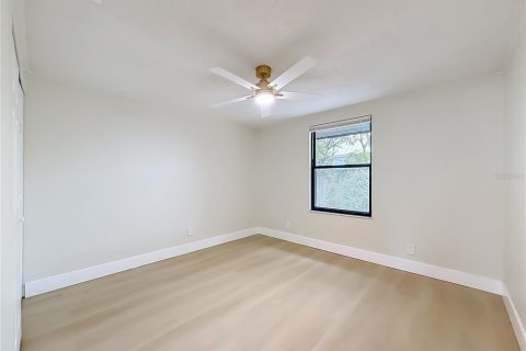 Villa ou maison à vendre à Apopka, Floride: 3 chambres, 84.73 m2 № 2399395 - photo 29